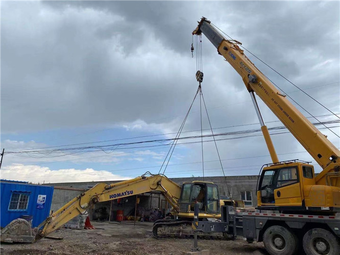 神木市25吨吊车的工作半径是多少？